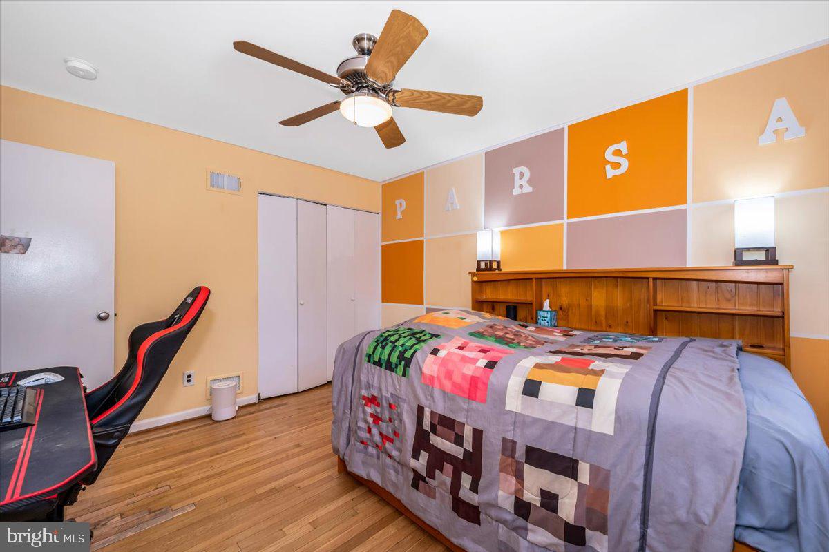 8803 Postoak Road Potomac, MD 20854 - Photo 35 of 66 2nd bedroom