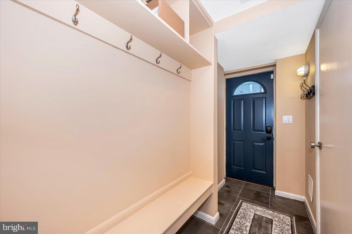 8803 Postoak Road Potomac, MD 20854 - Photo 47 of 66 a view of walk in closet