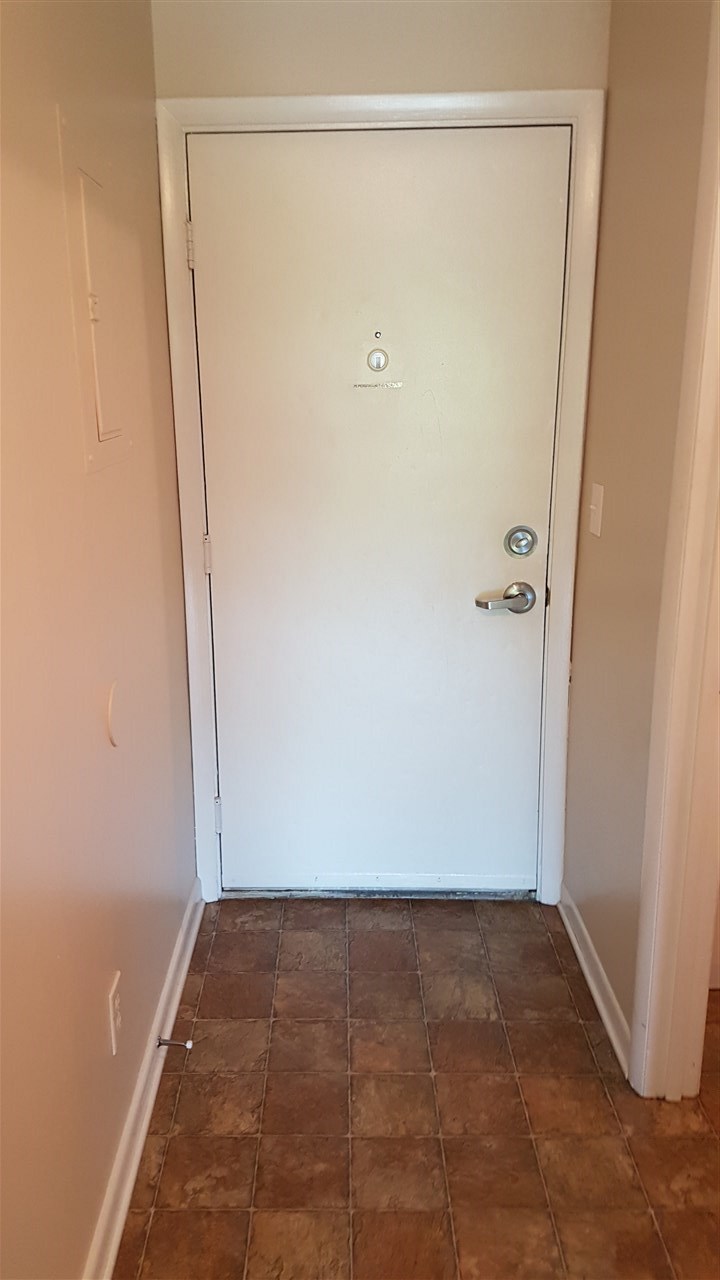 1330 Hunters Road, Unit H Harrisonburg, VA 22801 - Photo 16 of 22 a view of small space