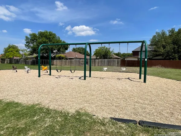 $2,000 | 10307 Western Sun, San Antonio, TX 78240