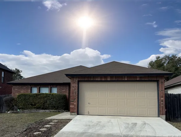 $2,000 | 10307 Western Sun, San Antonio, TX 78240