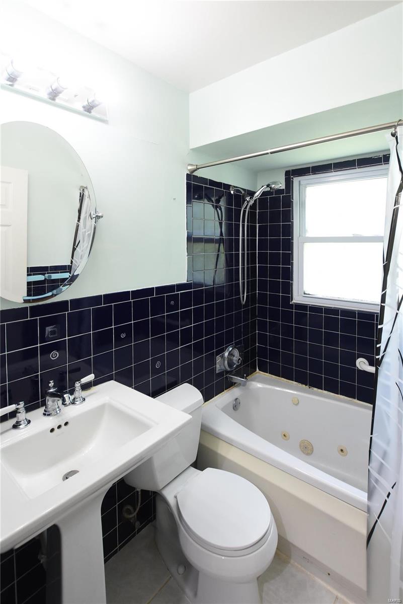 609 Parker Drive Ballwin, MO 63021 - Photo 20 of 29