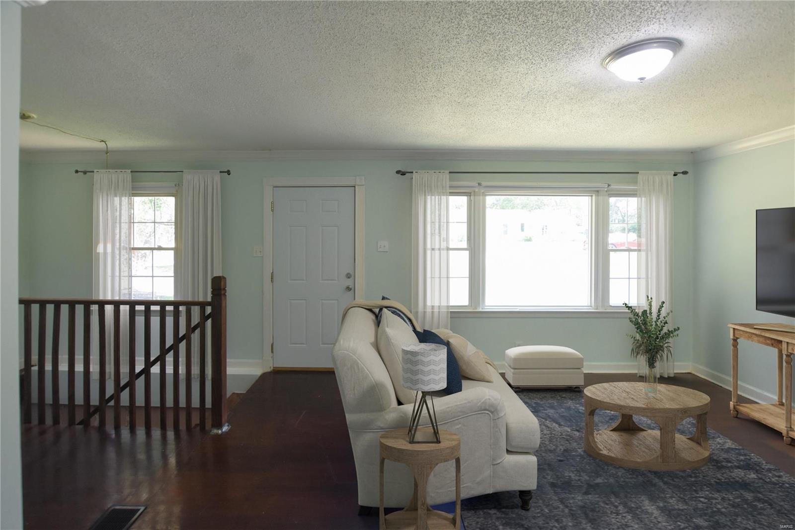 609 Parker Drive Ballwin, MO 63021 - Photo 4 of 29