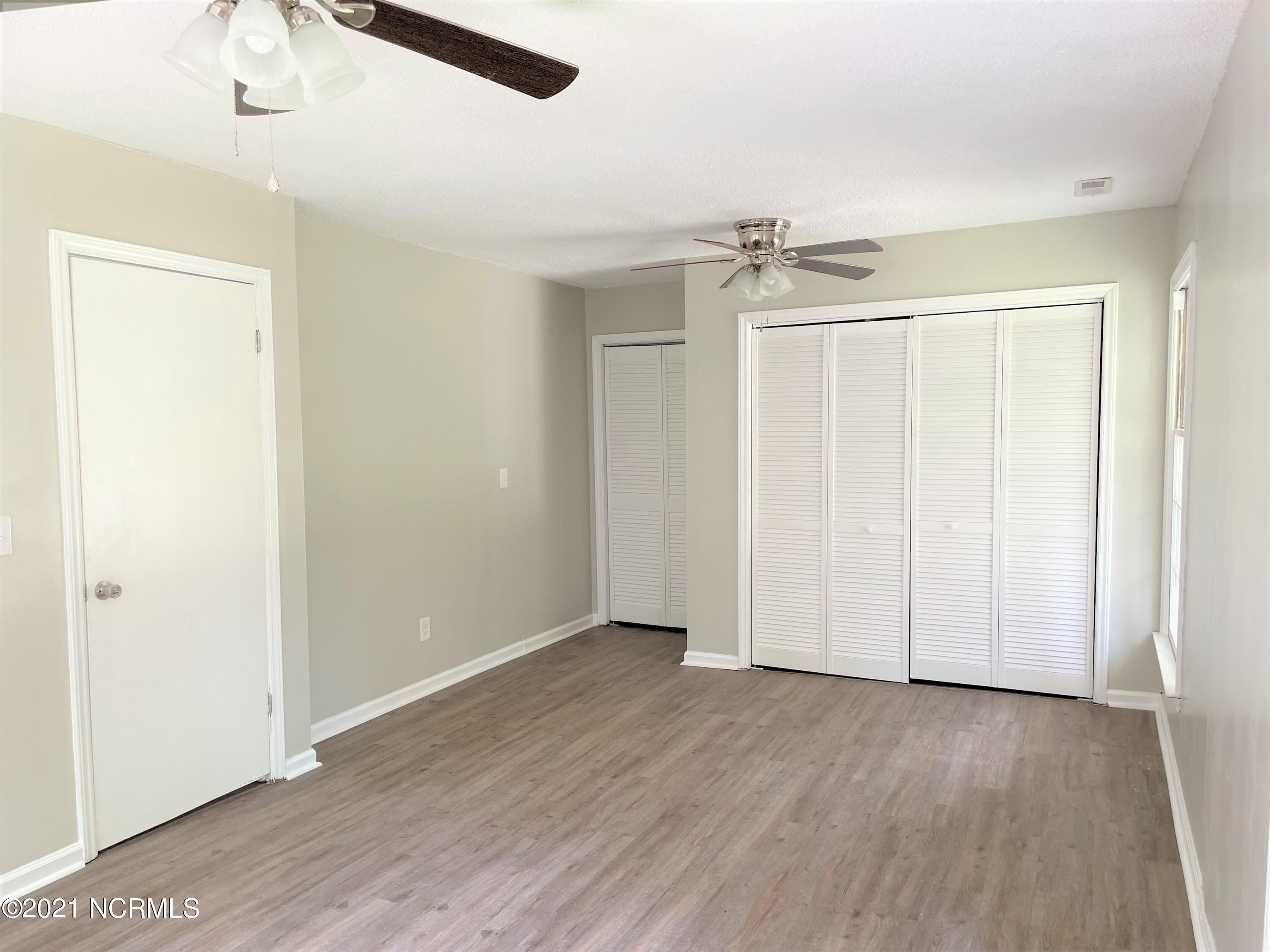 1285 Old Maplehurst Road Jacksonville, NC 28540 - Photo 19 of 32 bedroom 2 closetview