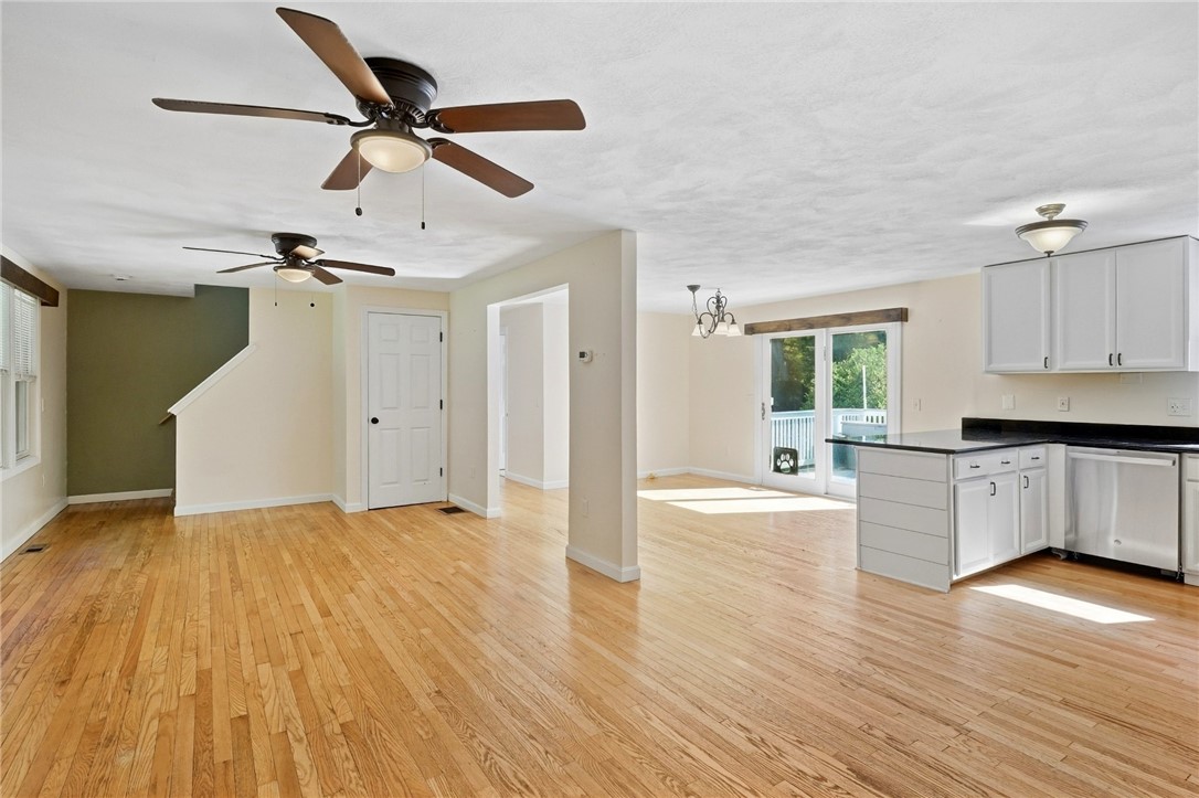 42 Tiffany Road Coventry, RI 02816 - Photo 13 of 38 Gallery Image 13