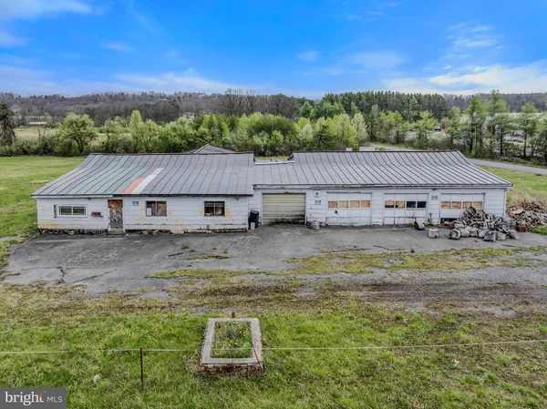 $115,000 | 11249 Valley Road, Berkeley Springs, WV 25411