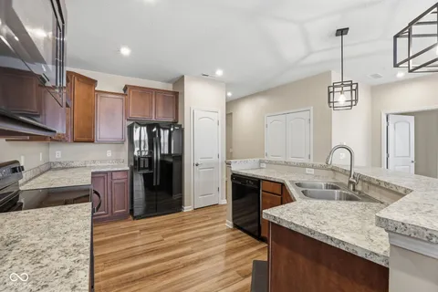 $335,000 | 13395 Mosaic Street, Fishers, IN 46037