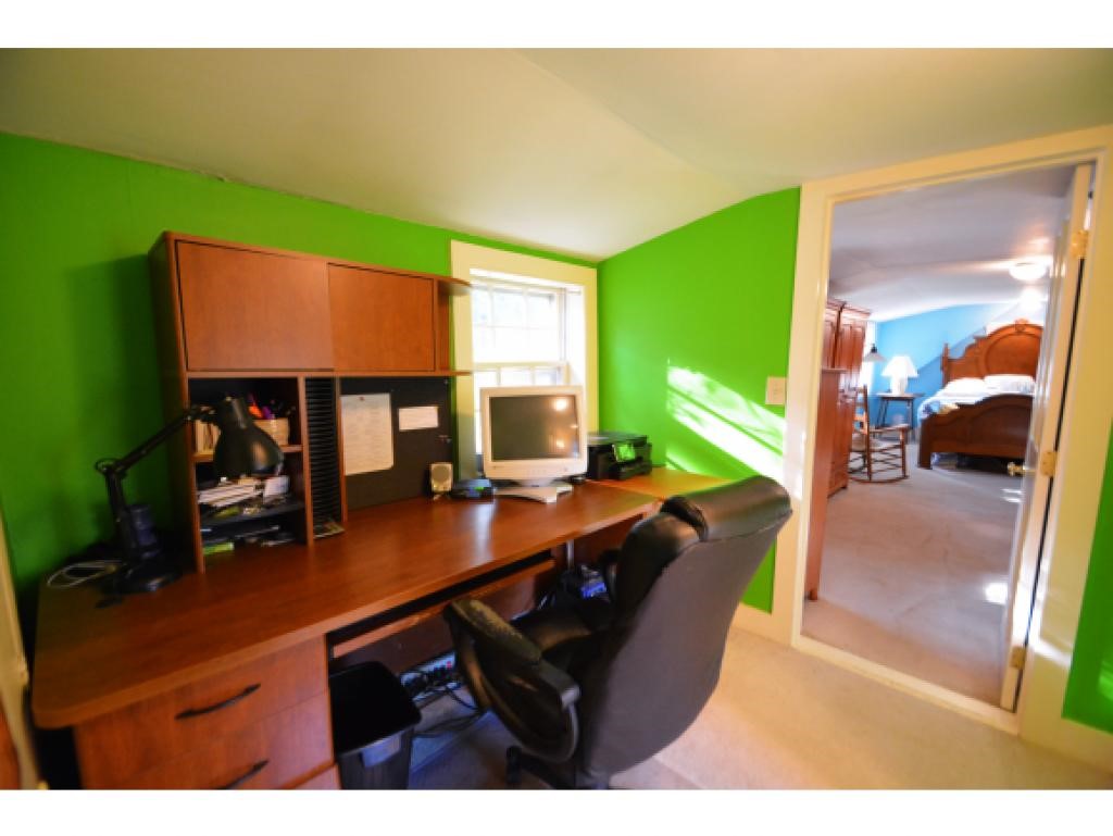25 Crown Point Road Strafford, NH 03884 - Photo 16 of 36