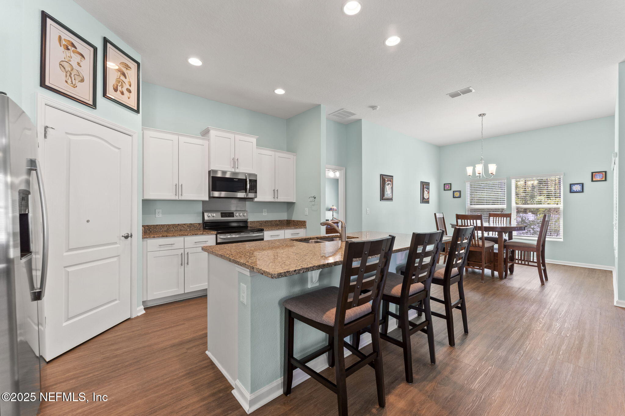 4139 Spring Creek Lane Middleburg, FL 32068 - Photo 4 of 25 kitchen