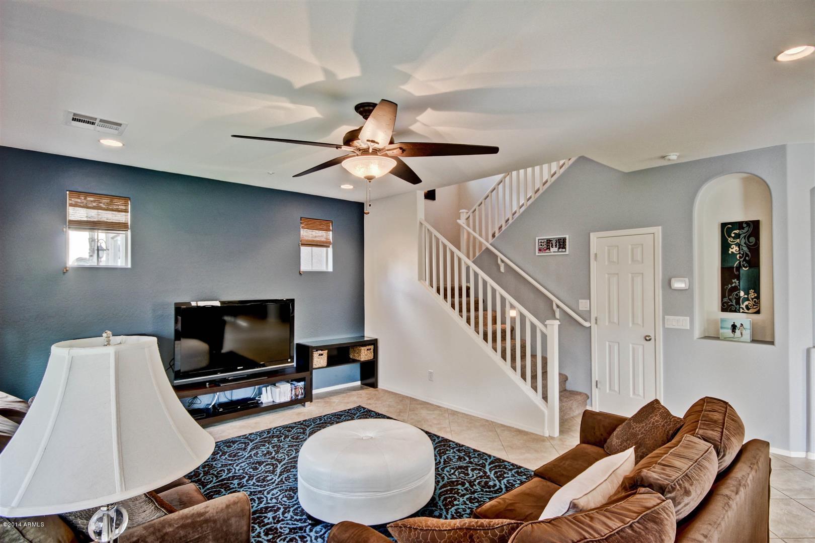 3224 East Ridgewood Lane Gilbert, AZ 85298 - Photo 14 of 33 FAMILY ROOM