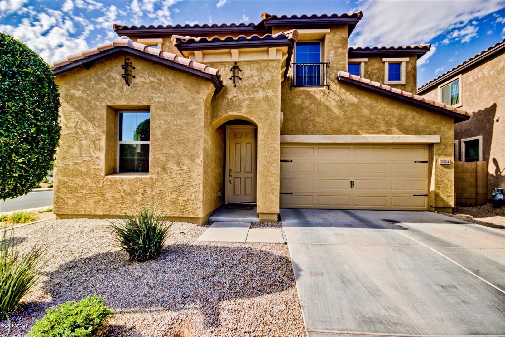 3224 East Ridgewood Lane Gilbert, AZ 85298 - Photo 2 of 33 FRONT OF HOME