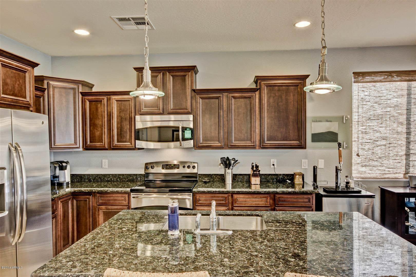 3224 East Ridgewood Lane Gilbert, AZ 85298 - Photo 6 of 33 KITCHEN