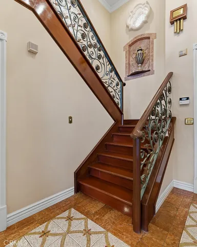 $1,499,000 | 56 North Arroyo Boulevard, Pasadena, CA 91105