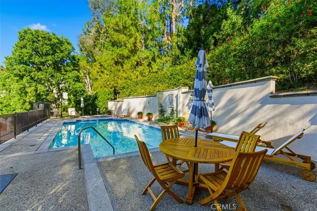 $1,499,000 | 56 North Arroyo Boulevard, Pasadena, CA 91105