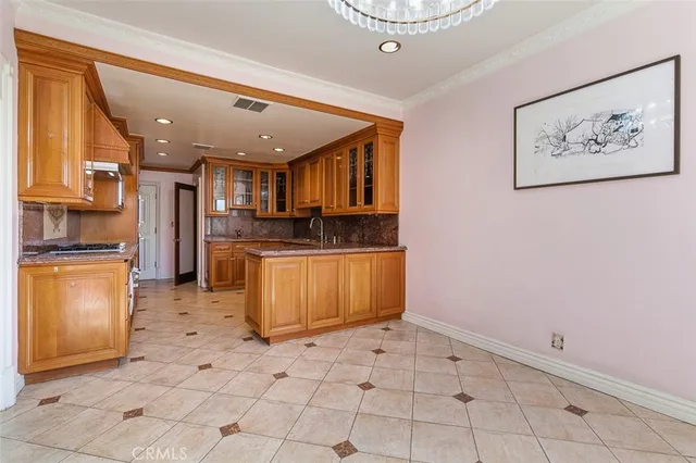 $1,499,000 | 56 North Arroyo Boulevard, Pasadena, CA 91105