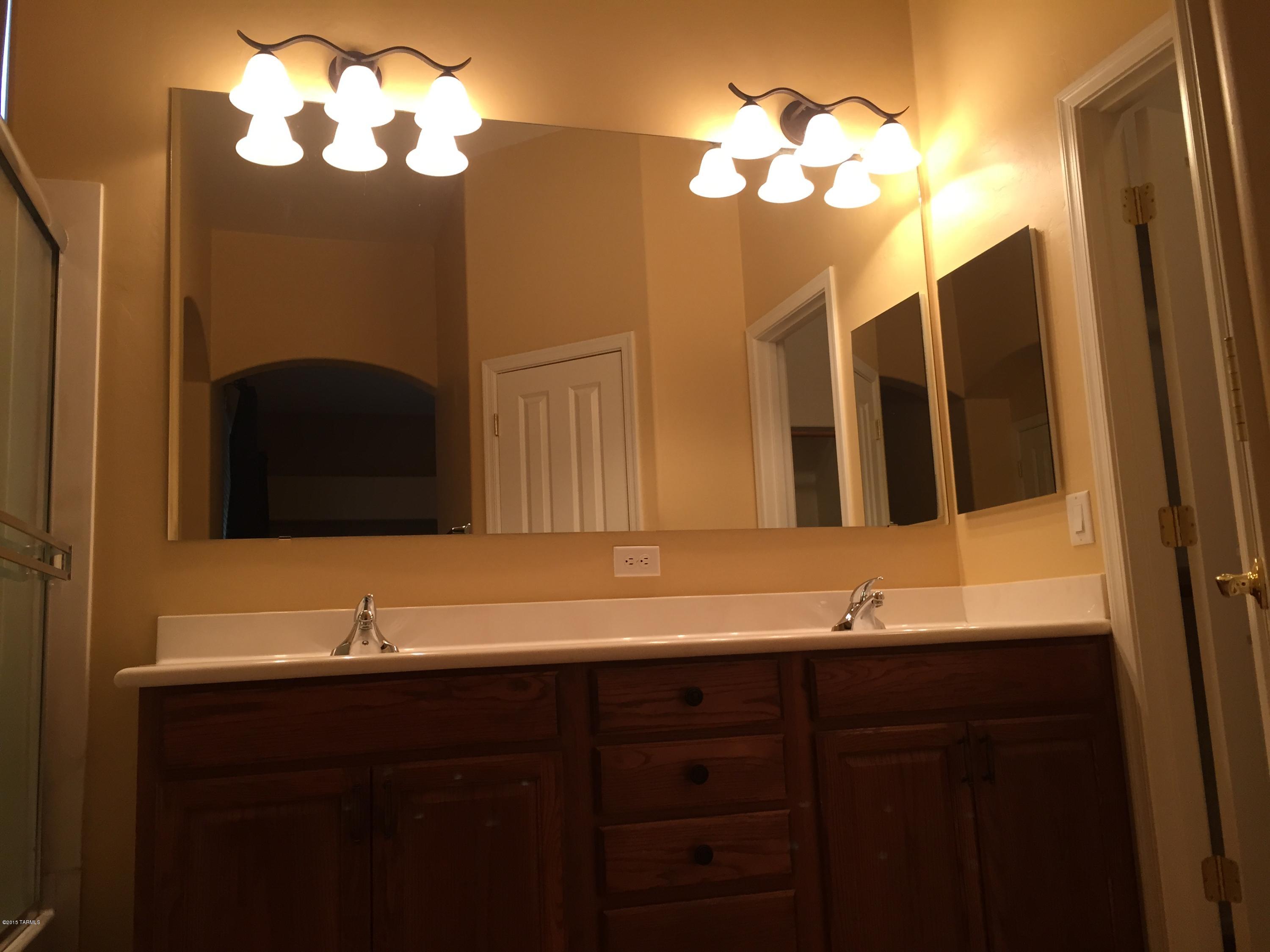 7149 West Oracle Ridge Trail Tucson, AZ 85743 - Photo 31 of 49 Gallery Image 31