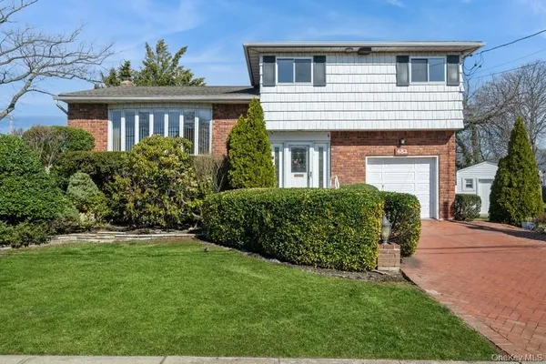 $7,995 | 482 Harbor Drive, Cedarhurst, NY 11516