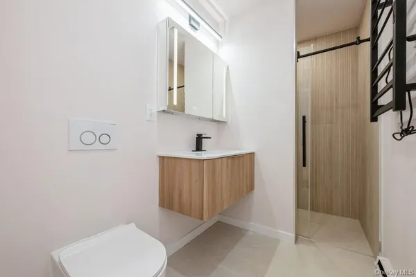 a view of a house with a yard and plants