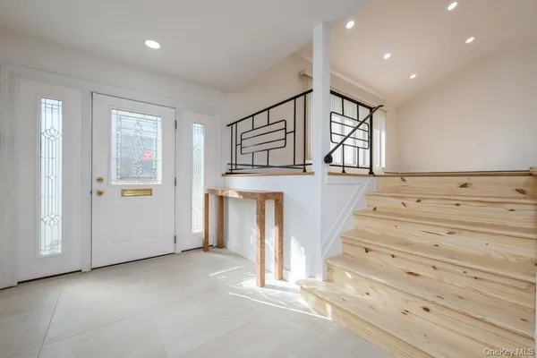 $7,995 | 482 Harbor Drive, Cedarhurst, NY 11516