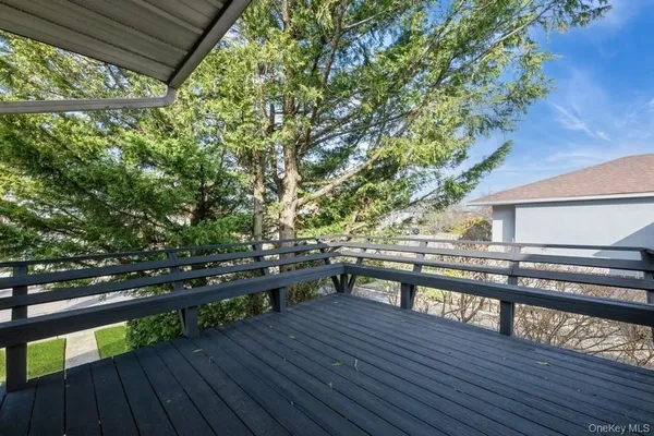 $7,995 | 482 Harbor Drive, Cedarhurst, NY 11516