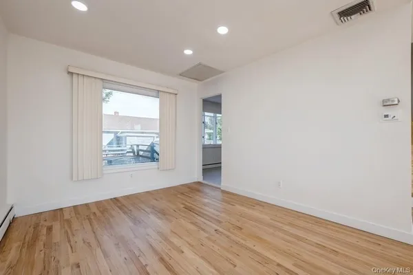 $7,995 | 482 Harbor Drive, Cedarhurst, NY 11516