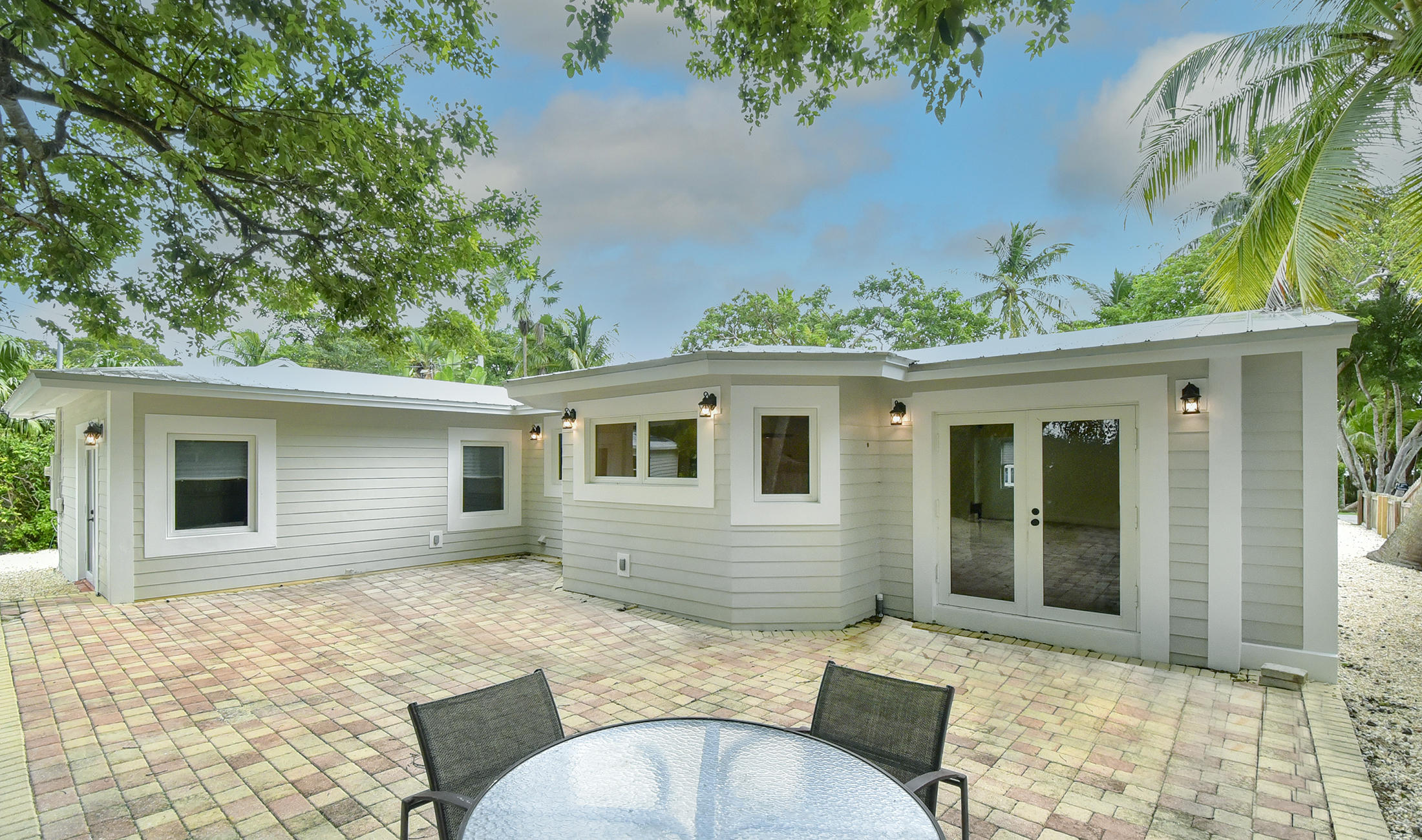 110 Gumbo Limbo Road Islamorada, FL 33036 - Photo 1 of 23 Spacious Yard
