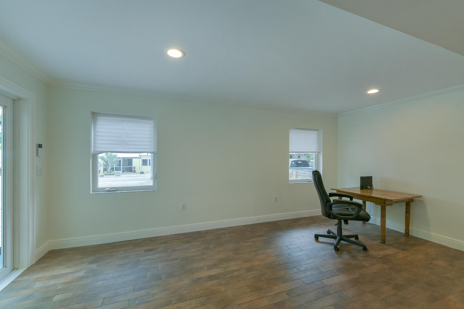 110 Gumbo Limbo Road Islamorada, FL 33036 - Photo 7 of 23 Living Area