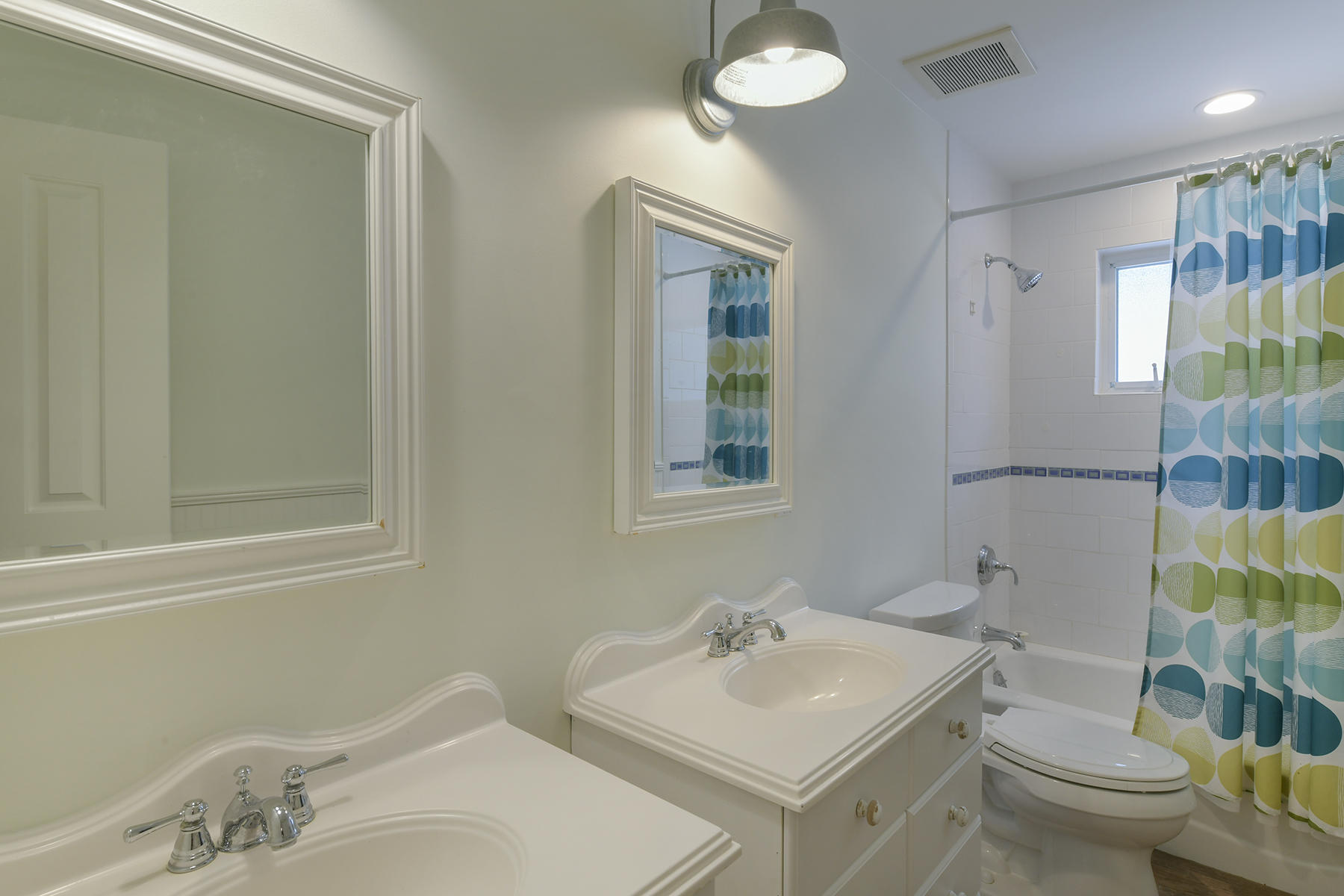 110 Gumbo Limbo Road Islamorada, FL 33036 - Photo 9 of 23 Bathroom