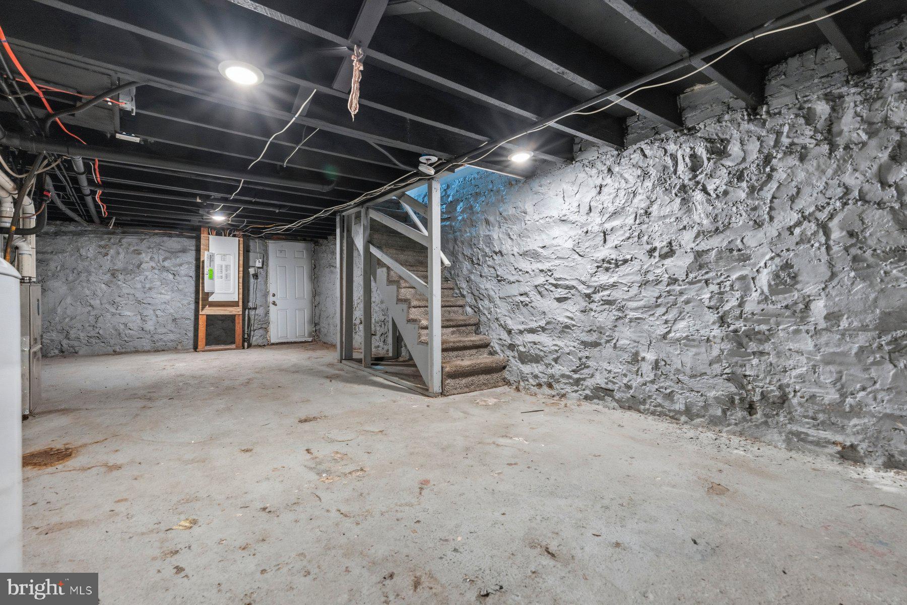 2215 Riggs Avenue Baltimore, MD 21216 - Photo 13 of 25