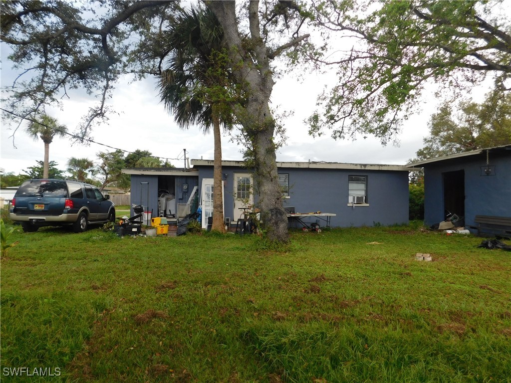 3350 Apache Street Fort Myers, FL 33916 - Photo 14 of 18
