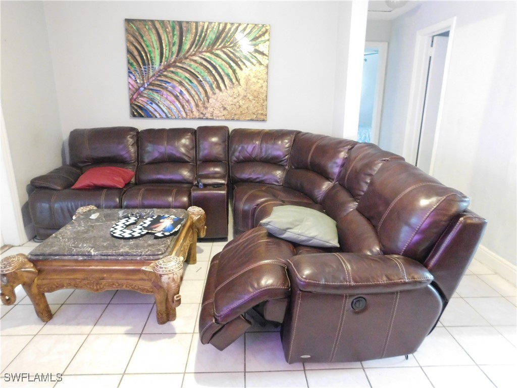 3350 Apache Street Fort Myers, FL 33916 - Photo 3 of 18