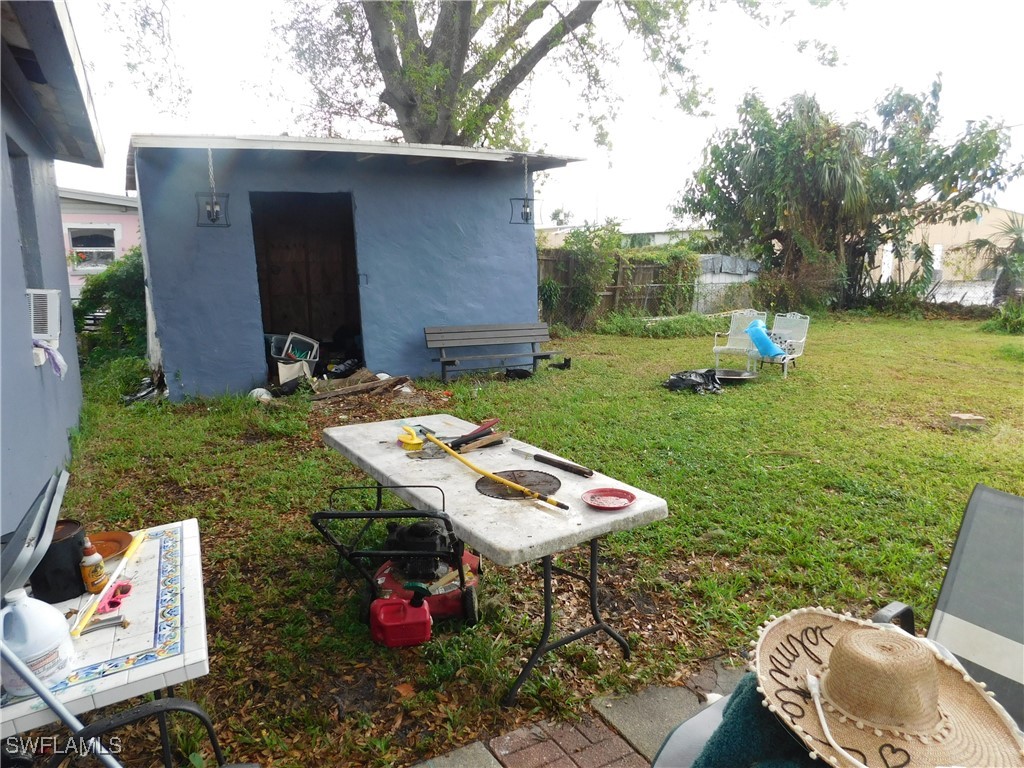 3350 Apache Street Fort Myers, FL 33916 - Photo 10 of 18