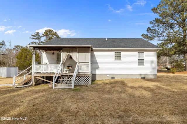 $308,000 | 585 Roberts Road, Newport, NC 28570