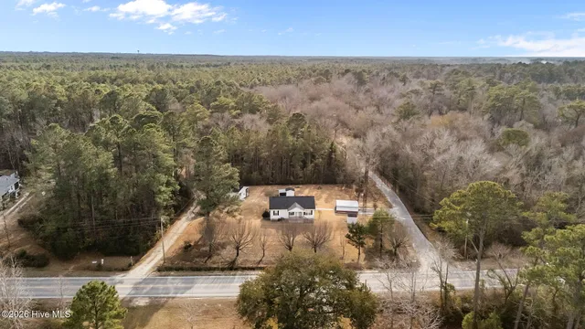 $308,000 | 585 Roberts Road, Newport, NC 28570
