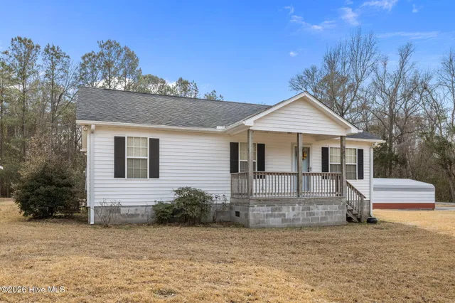 $308,000 | 585 Roberts Road, Newport, NC 28570