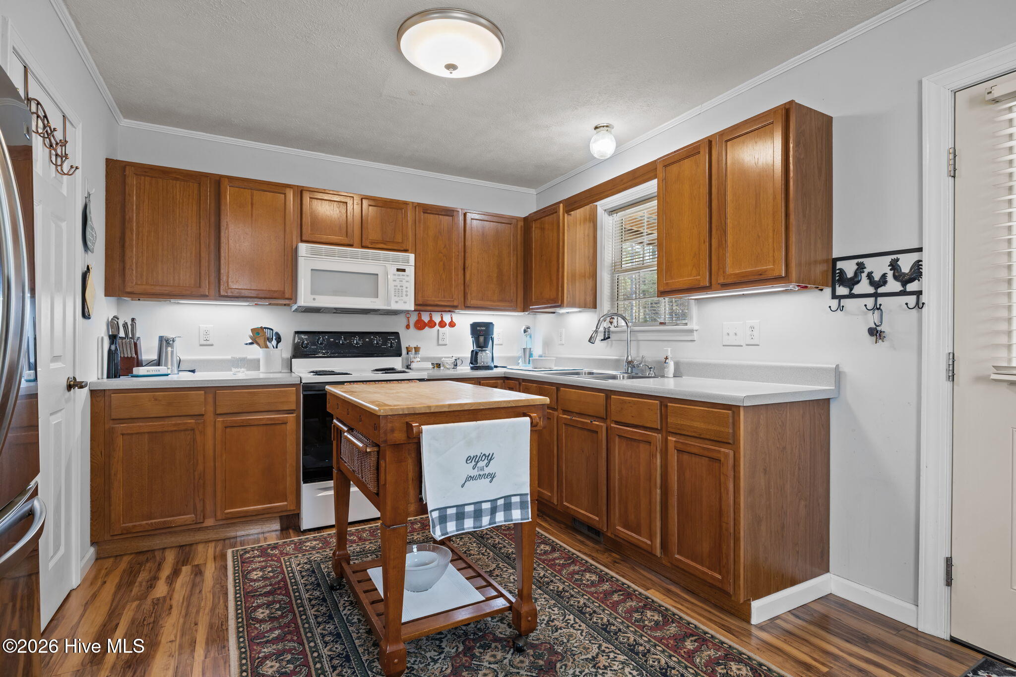 585 Roberts Road Newport, NC 28570 - Photo 9 of 40 29-web-or-mls-1S3A7752