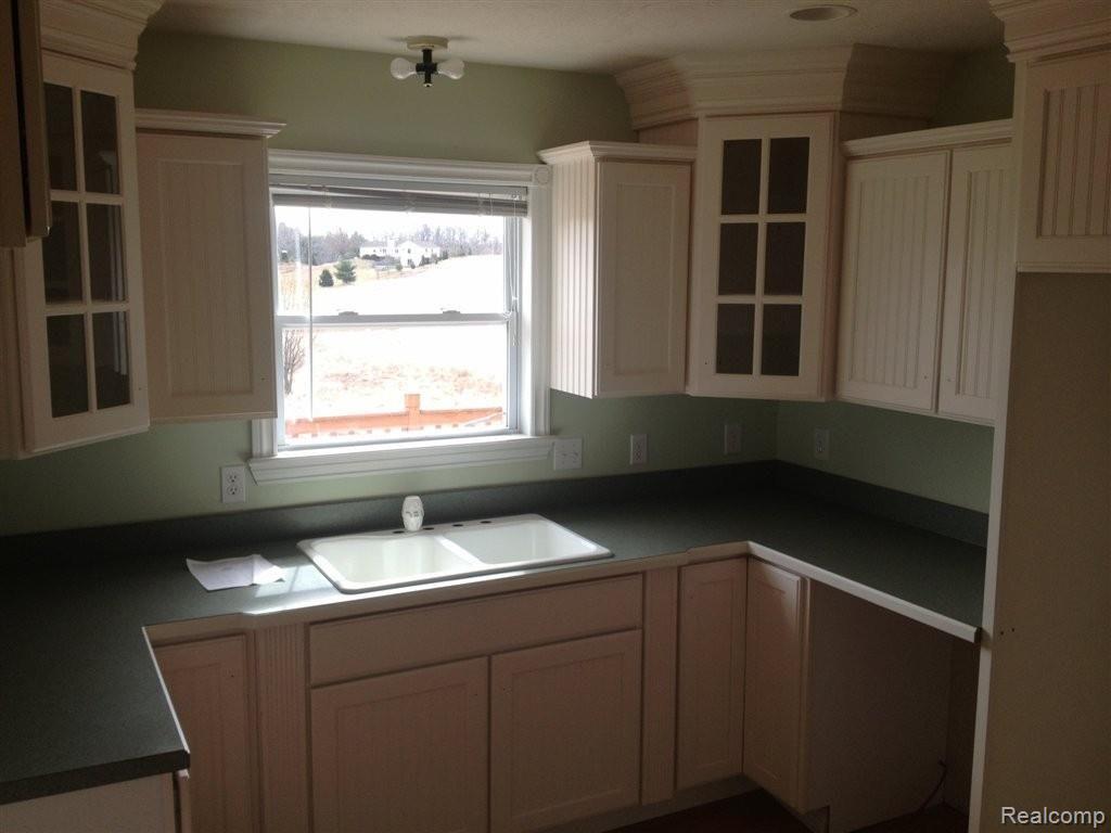 4651 South Bull Run Road Gregory, MI 48137 - Photo 4 of 15 Kitchen.JPG