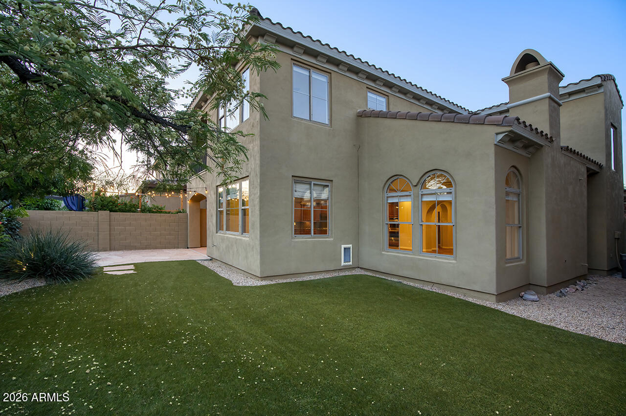 3985 East Hummingbird Lane Phoenix, AZ 85050 - Photo 26 of 47 a view of outdoor space yard and deck