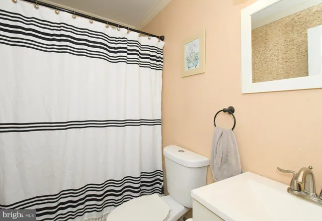 $225,000 | 439 Wendover Drive, Norristown, PA 19403