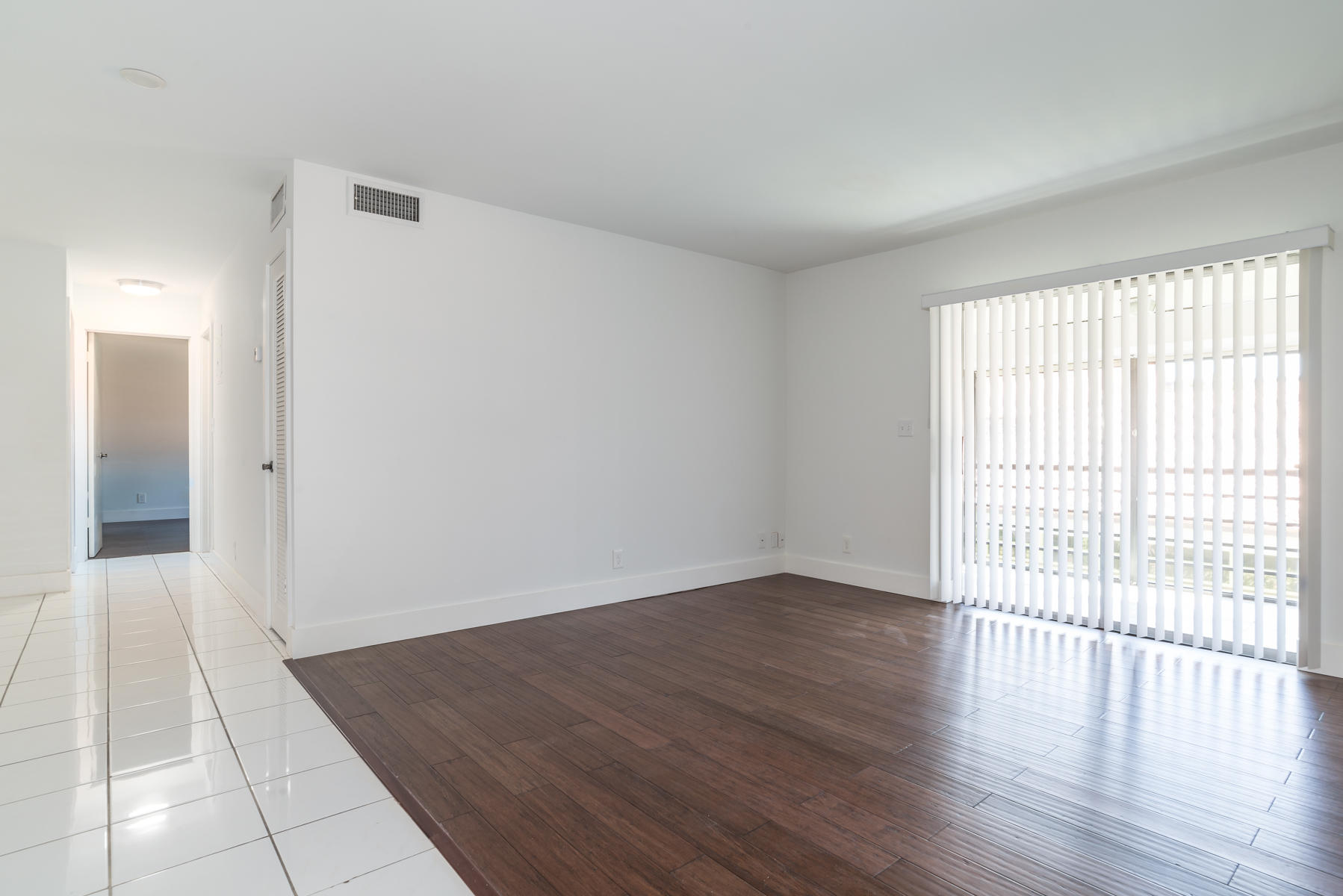 1124 Northwest 13th Street, Unit 214A Boca Raton, FL 33486 - Photo 11 of 38 11-DSC_2750-Edit-1124 NW 13th St, 214A -