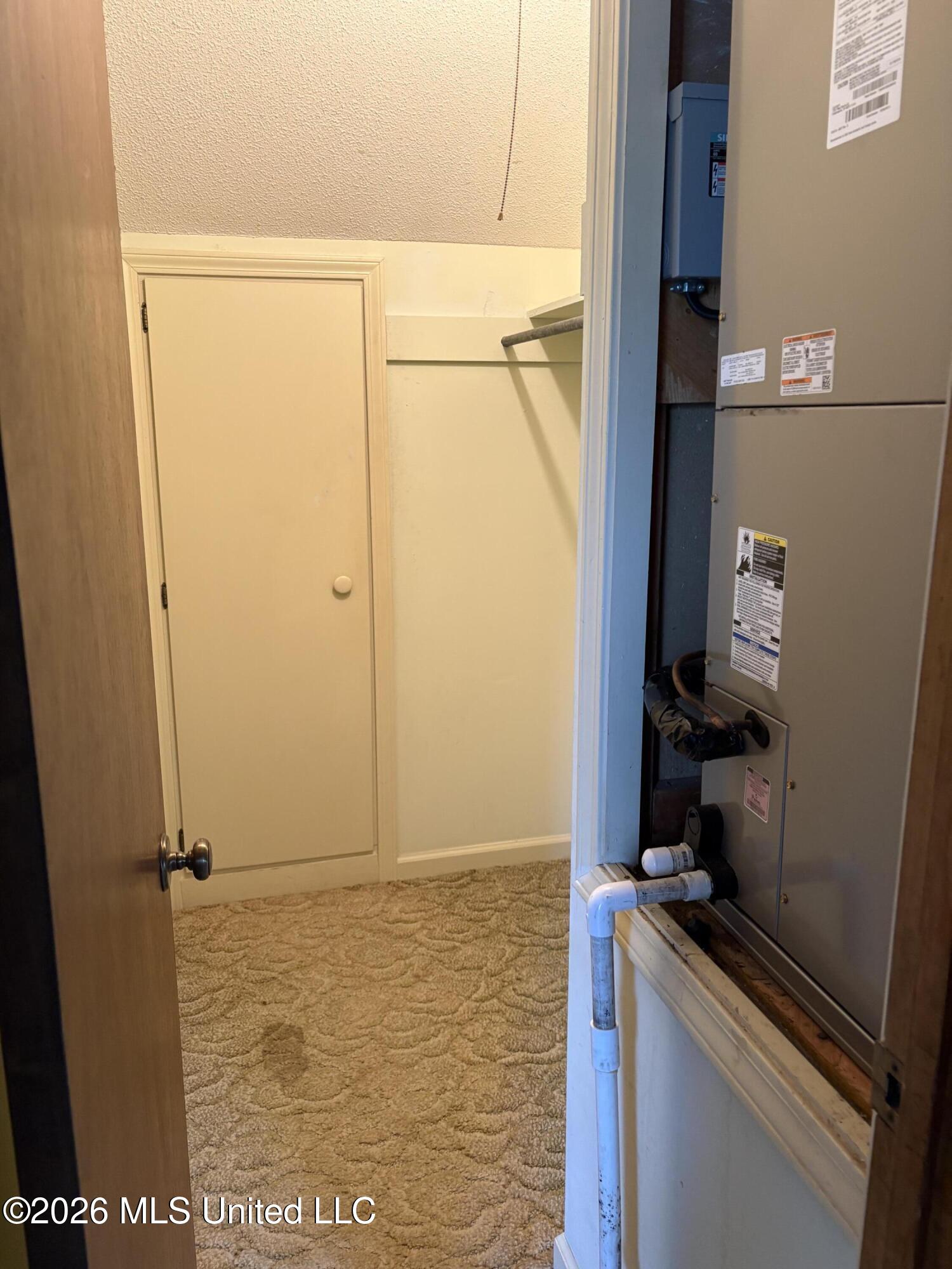 458 Maple Street Hickory Flat, MS 38633 - Photo 21 of 31 Upstairs Hall Closet
