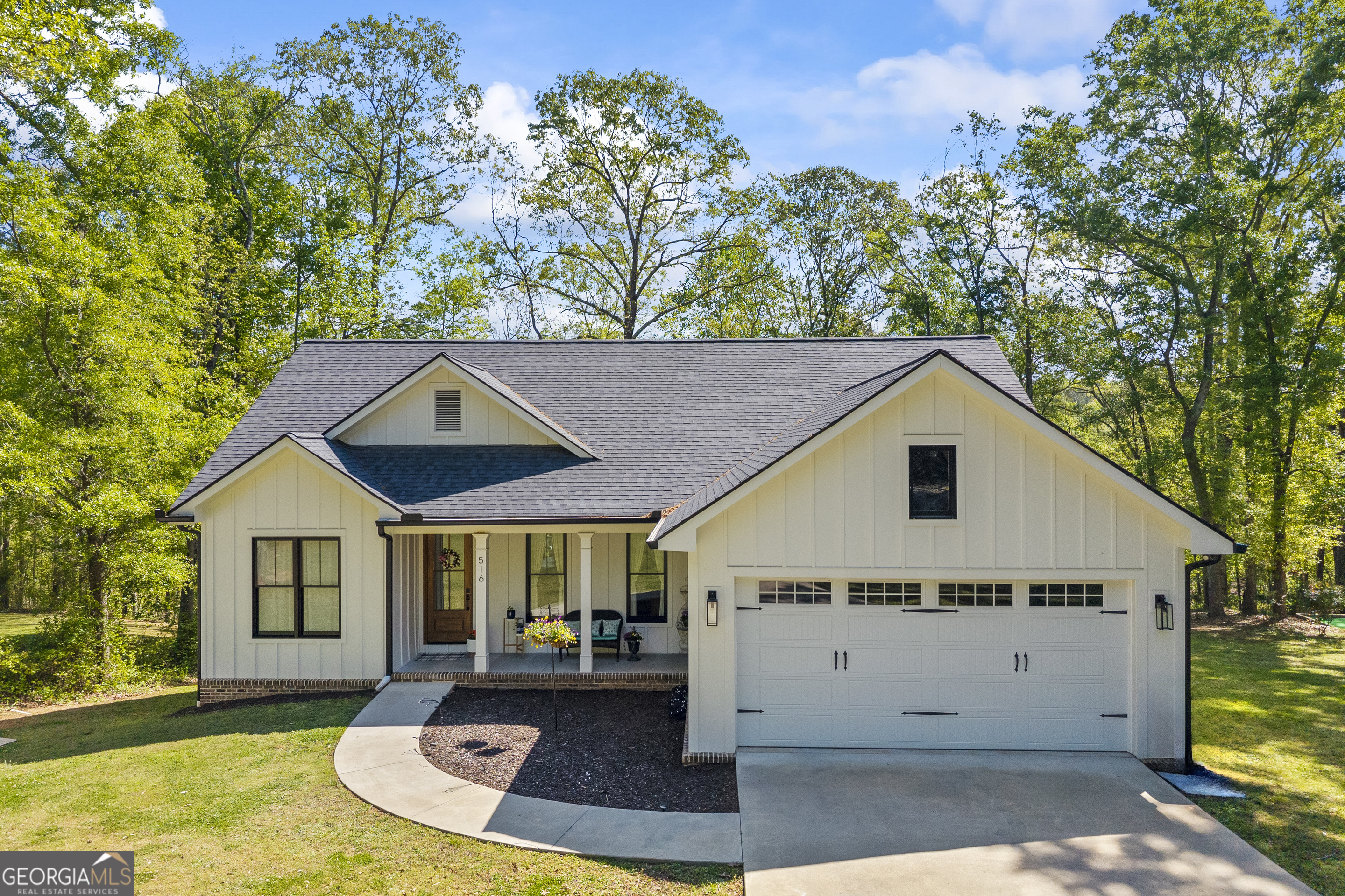 516 Winding Way Hartwell, GA 30643 - Photo 1 of 65