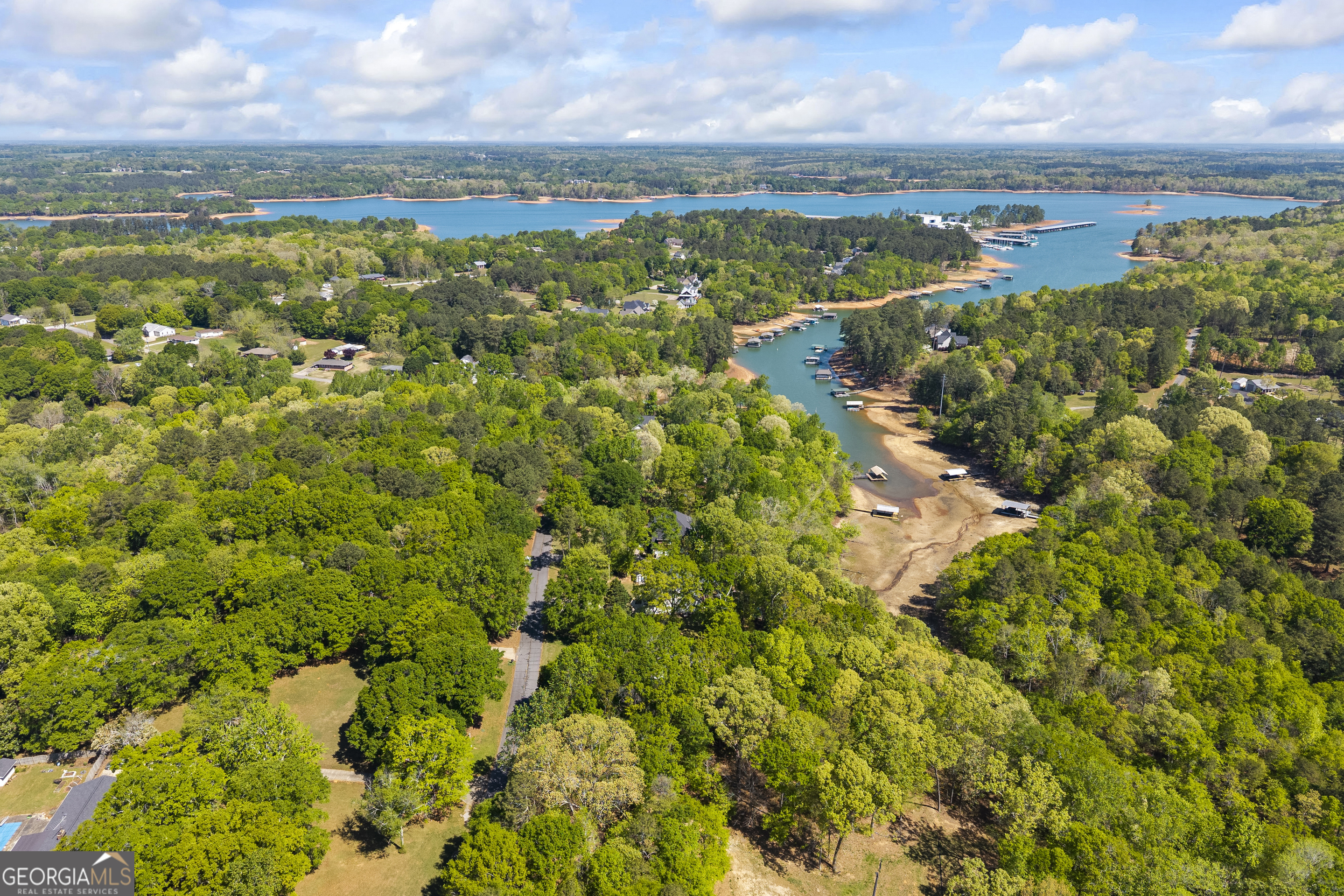 516 Winding Way Hartwell, GA 30643 - Photo 12 of 65
