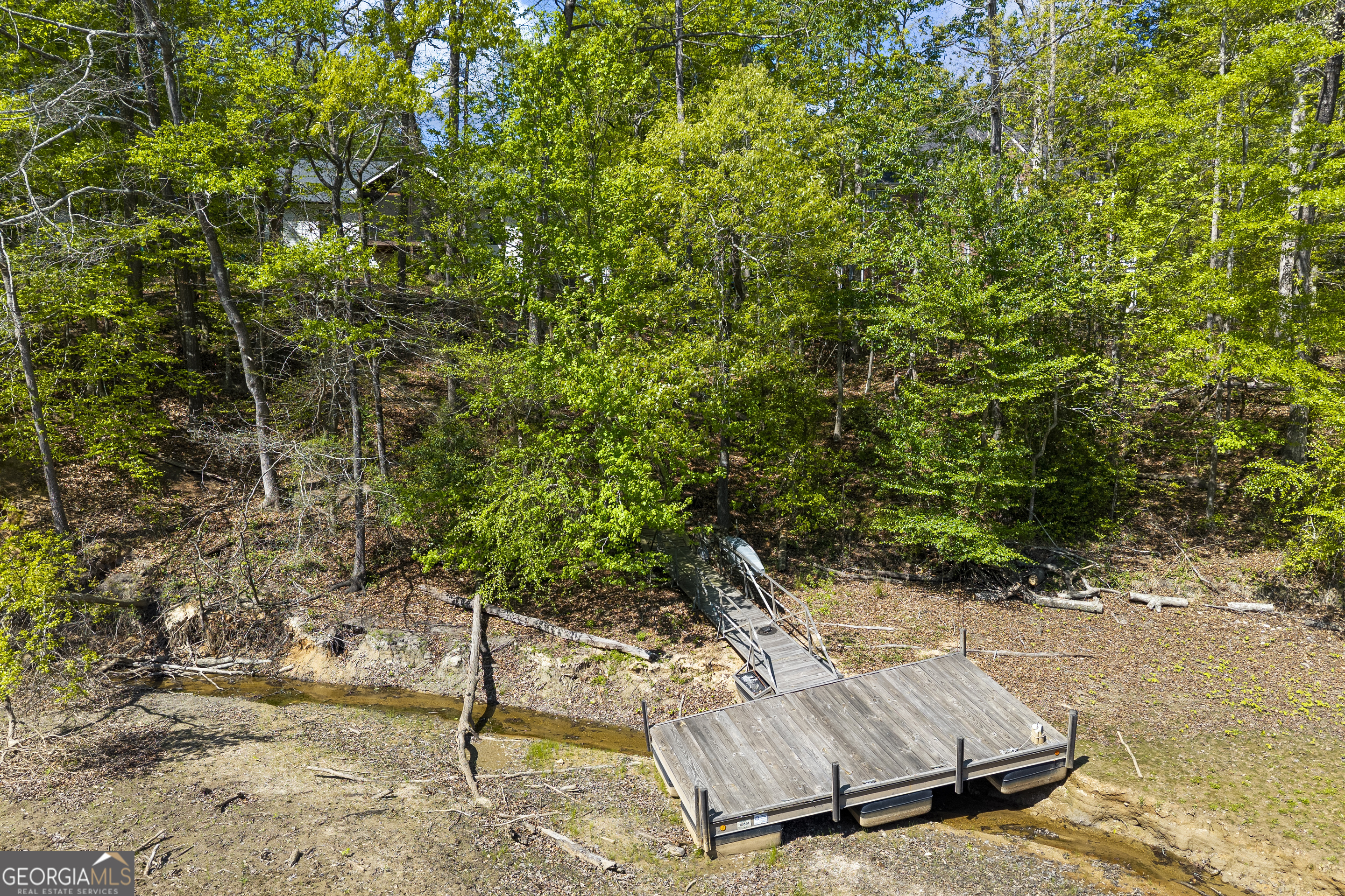 516 Winding Way Hartwell, GA 30643 - Photo 18 of 65