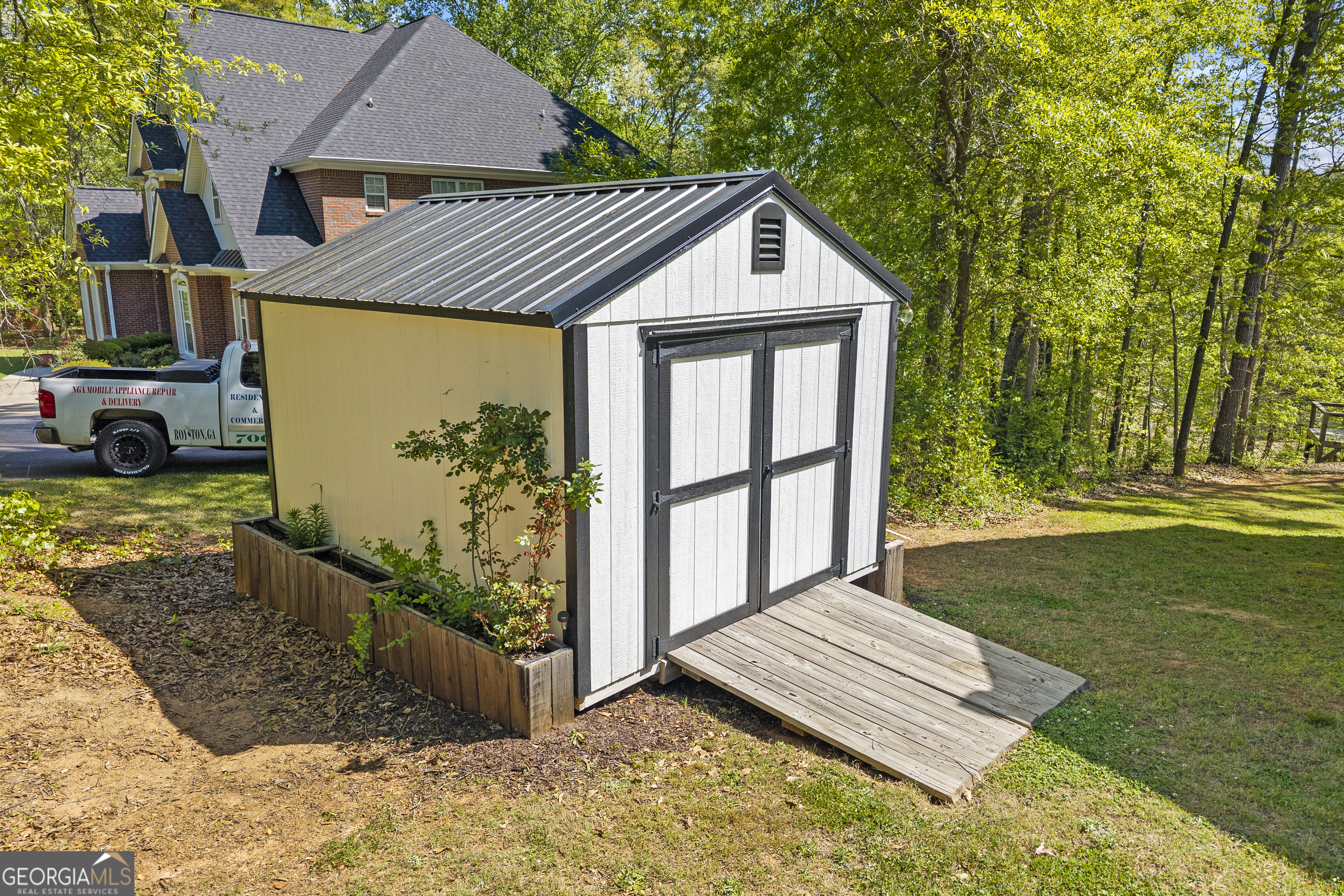 516 Winding Way Hartwell, GA 30643 - Photo 6 of 65