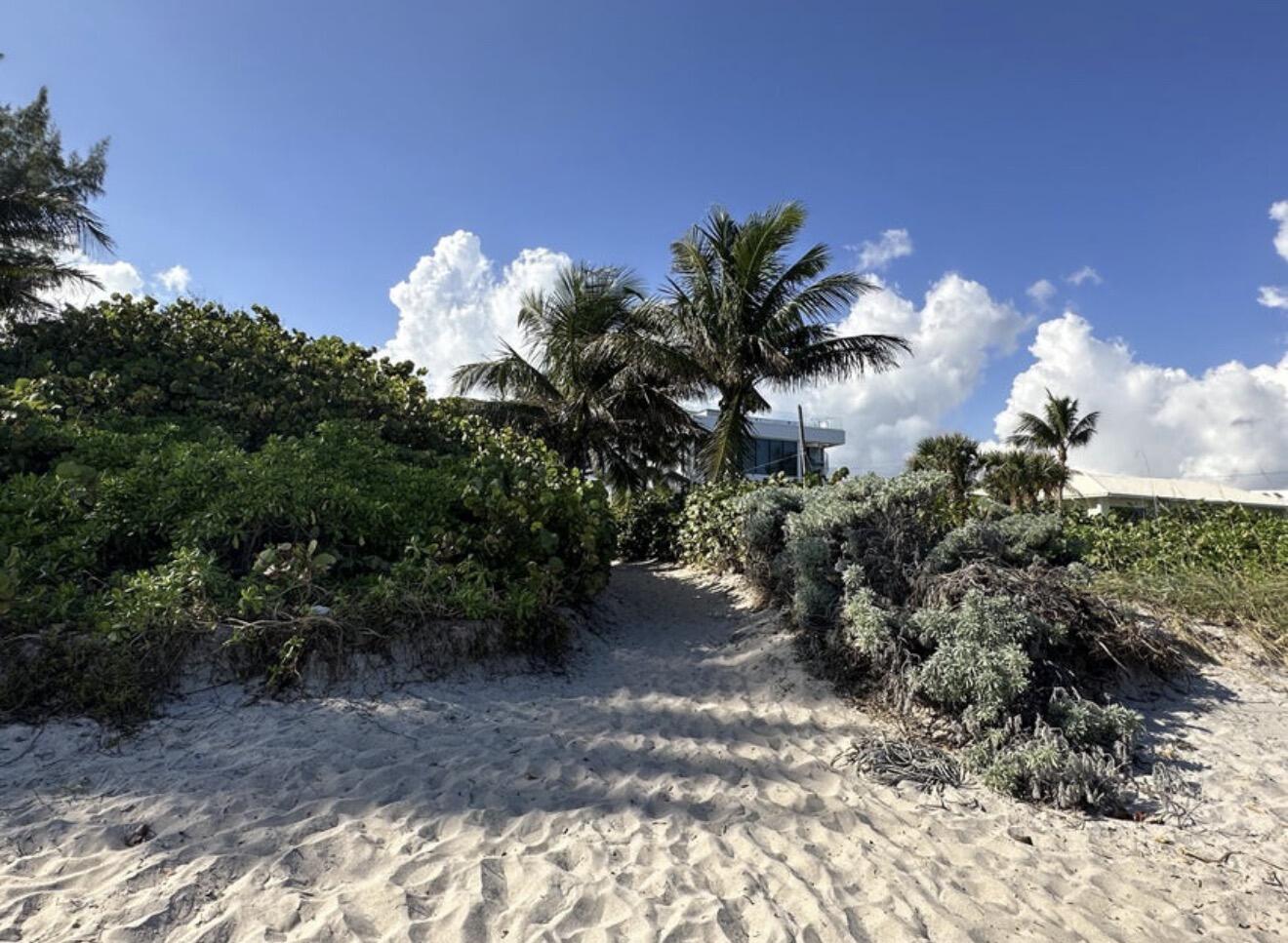 49 Douglas Drive Ocean Ridge, FL 33435 - Photo 63 of 65 IMG_2580 2