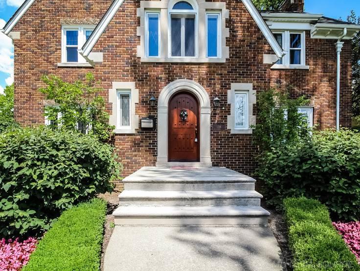 1216 Devonshire Road Grosse Pointe Park, MI 48230 - Photo 4 of 61