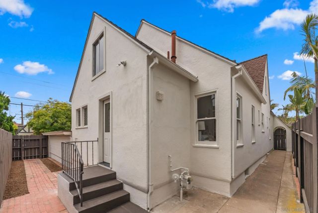 $2,500,000 | 503 Rosemont Street, La Jolla, CA 92037