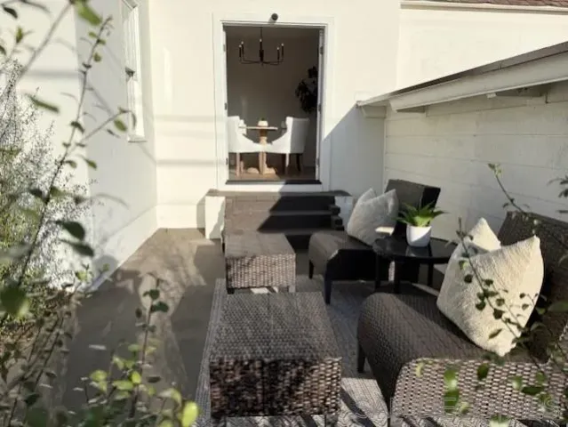 $2,500,000 | 503 Rosemont Street, La Jolla, CA 92037