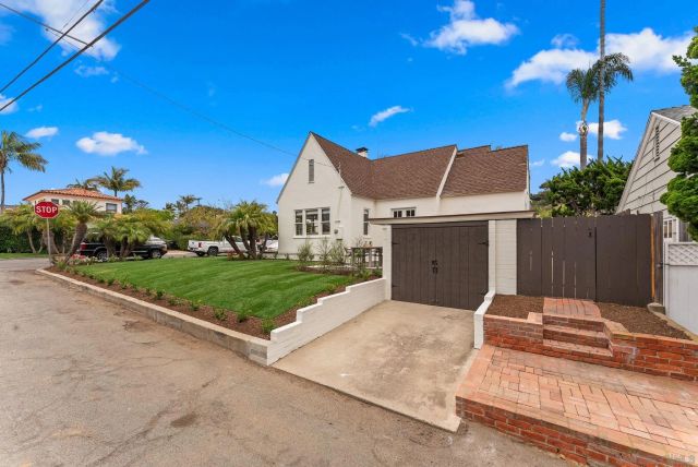 $2,500,000 | 503 Rosemont Street, La Jolla, CA 92037
